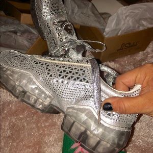 Damon Sky Shoes - Bling Trendy Rhinestone Sneakers Damon Sky Shoes - Bling Trendy Rhinestone Sneakers